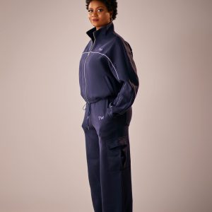 Tradwest Casual Streetwear Set - Side